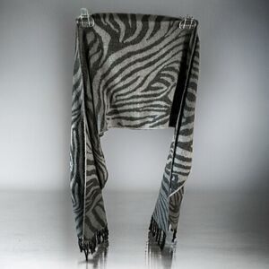 Merona Acrylic fringe scarf grey & black zebra print 22x64